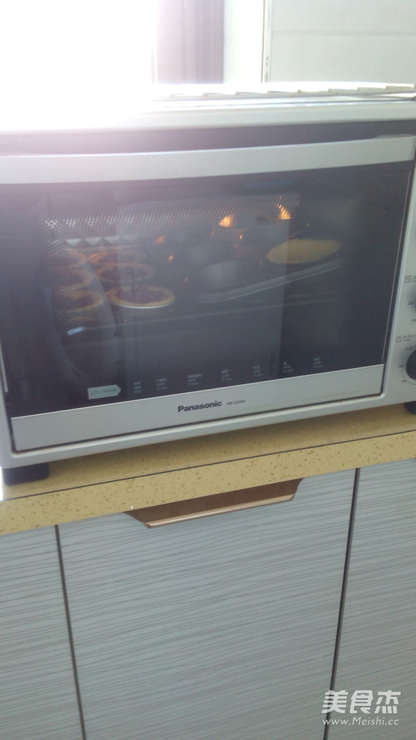 Yogurt Fruit Tart recipe