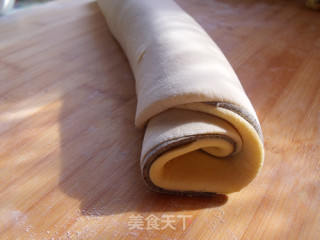 Three-color Xiangyun Mantou recipe