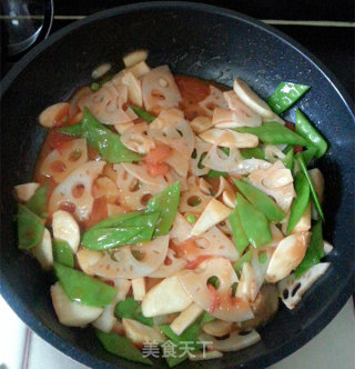 Stir-fried Seasonal Vegetables with Tomato Sauce recipe