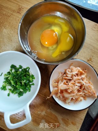 Sakura Shrimp Omelette recipe