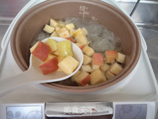 Apple Tremella Soup recipe