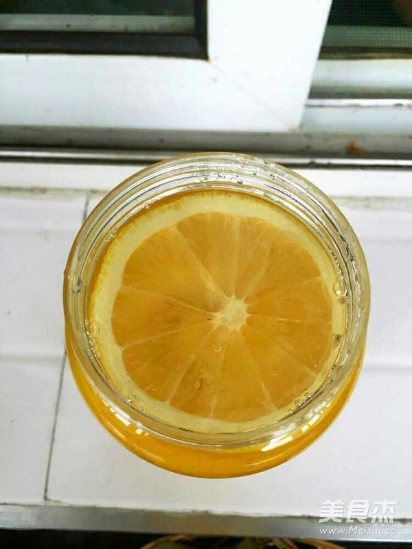 Easy Honey Lemonade recipe