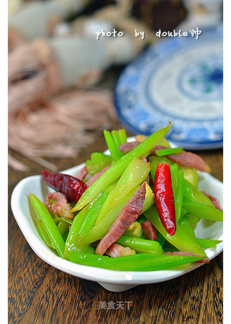 [stir-fried Bacon with Parsley] (heating is The Key)