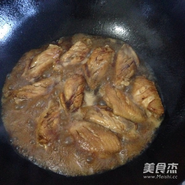 Braised Chicken Wings in Soy Sauce recipe