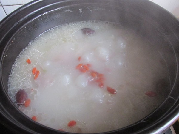 Nourishing Trotters Soup recipe