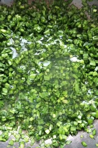 Spicy Leek Noodles recipe