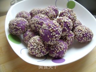 Purple Sweet Potato Nut Balls that Make Babies Eat Smarter and Smarter recipe