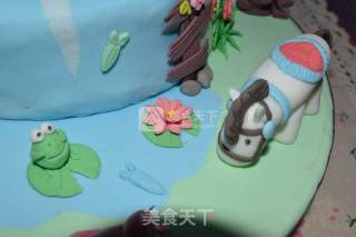 Leisure Holiday Fondant Cake recipe