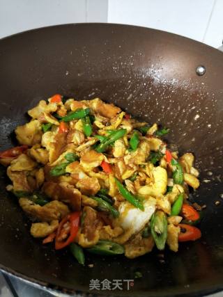 Scrambled Eggs with Green Peppers recipe