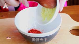 Eggplant is A Frequent Visitor to Home Cooking. Today I Will Introduce A Way to Cool Off The Heat-mixed Eggplant Strips recipe