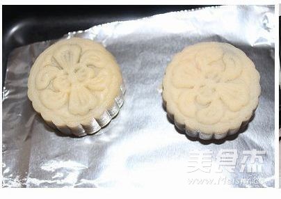 Pineapple Bean Paste Mooncake recipe