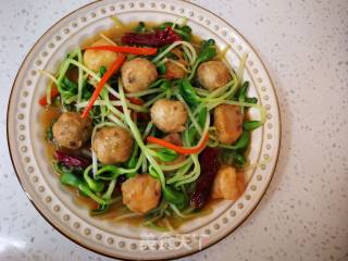 Bean Sprouts Braised Meatballs recipe