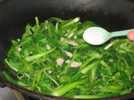 Stir-fried Noodles with Chicken Festive Pork recipe