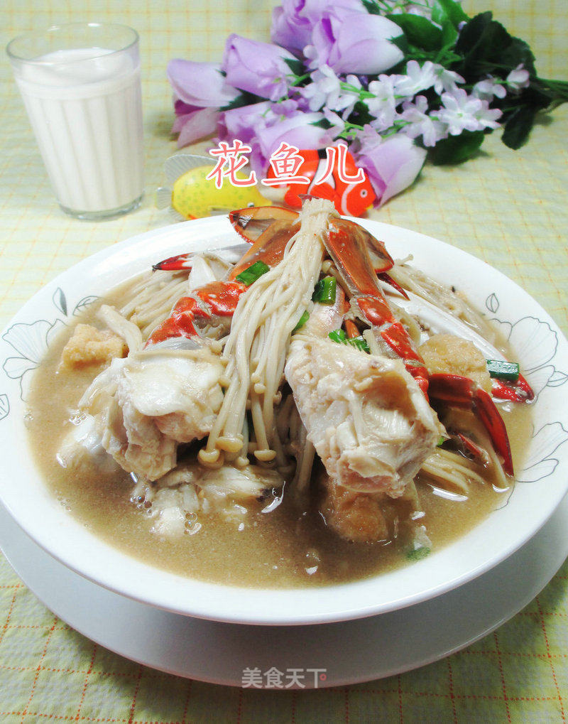 Boiled Crab with Oily Tofu and Enoki recipe