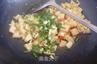 Simple Home Cooking---spicy and Sour Lotus Root recipe