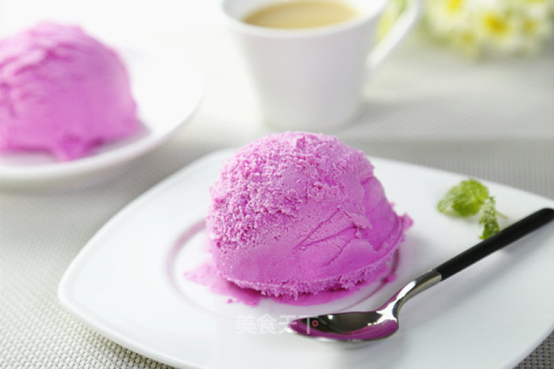 Refreshing and Delicious Dragon Fruit Ice Cream Recipe recipe