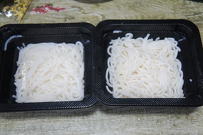 Quick Breakfast Yunnan Bridge Rice Noodles recipe