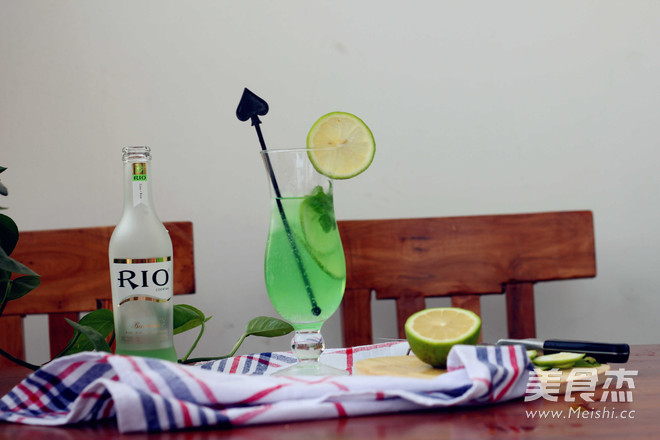 Lime Mint Cocktail recipe