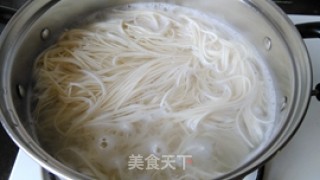 Fried Noodles with Vegetables and Pork recipe