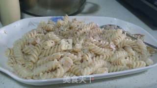 Tuna and Black Pepper Spiral Noodles recipe