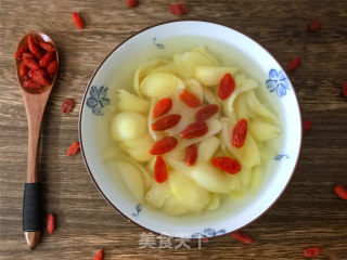 Wolfberry Lily Soup recipe