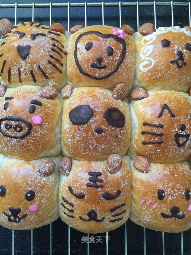 #aca烤明星大赛#the Cute Forest Animals Squeeze Bread recipe