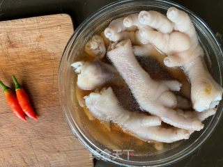 Chicken Feet with Lees recipe