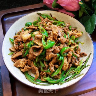 Stir-fried Pork with Cumin and Green Pepper recipe