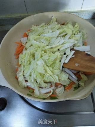 Fried Cabbage with Seaweed and Carrot recipe