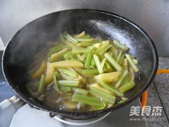 Sour Soup Celery recipe