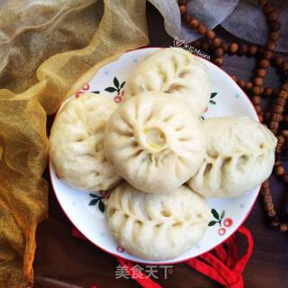 Green Pepper Luncheon Meat Buns recipe