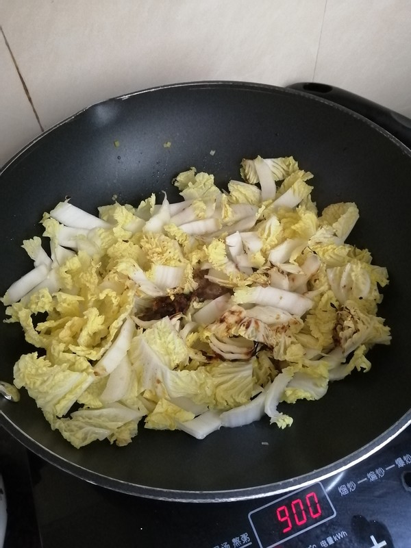 Baby Vegetable Noodles with Minced Meat recipe