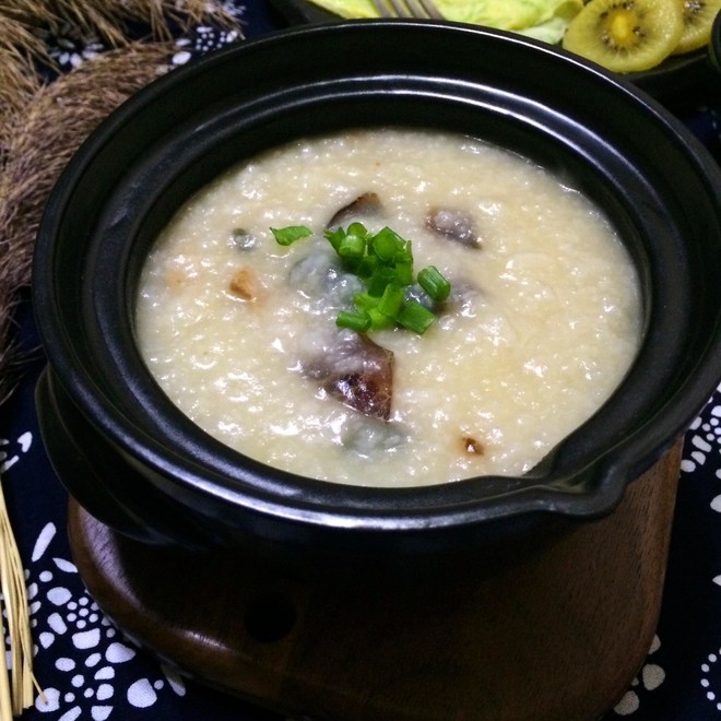 Fifteen Minutes Fast Hand Fragrant Preserved Egg and Lean Pork Porridge (with A Five-minute Rice Cooker and Electric Pressure Cooker for A Faster Method) recipe