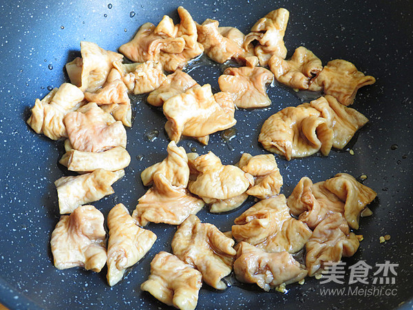 Spicy Braised Pork Intestine Noodle recipe