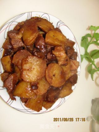 Stewed Potatoes with Meat recipe