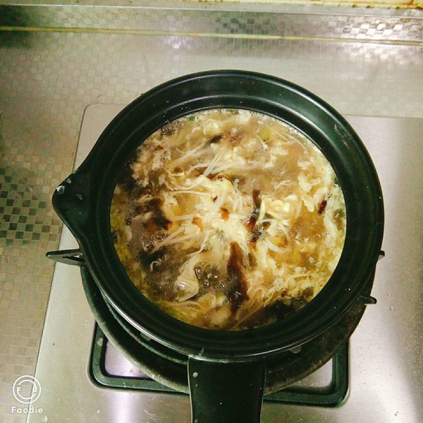 Enoki Mushroom and Seaweed Soup recipe