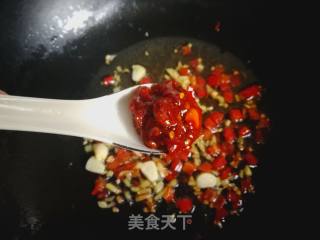Roasted Duck Blood with Garlic Sprouts recipe
