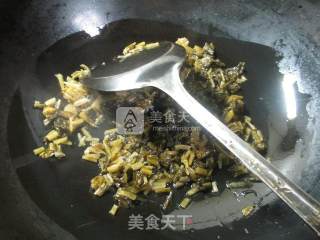 Stir-fried Wild Bamboo Shoots with Pickled Vegetables recipe