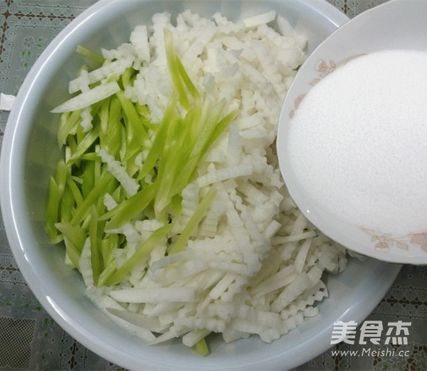 Korean Lettuce Double Radish recipe