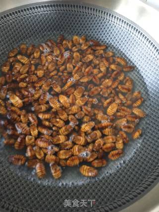 Dry Stir-fried Silkworm Pupa recipe