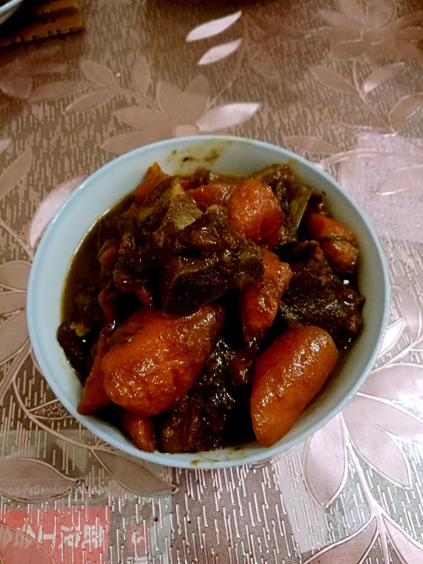 Lamb Chops Stewed with Carrots recipe