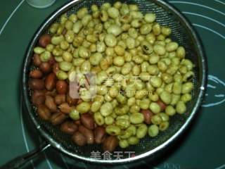Red Dates and Peanut Soy Milk recipe