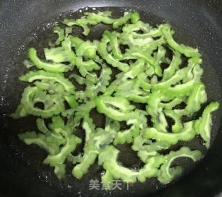 Cold Bitter Melon Black Fungus recipe