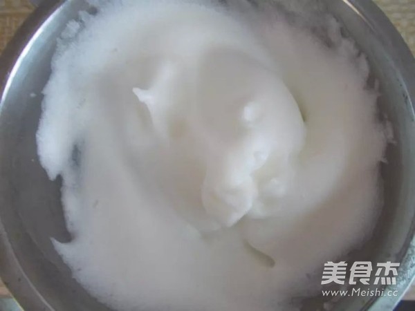 French Dessert-floating Island recipe