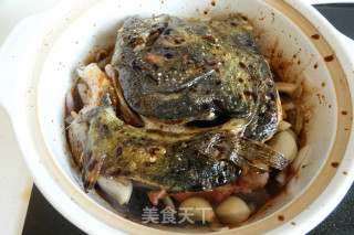 Casserole Garlic Fish Head recipe