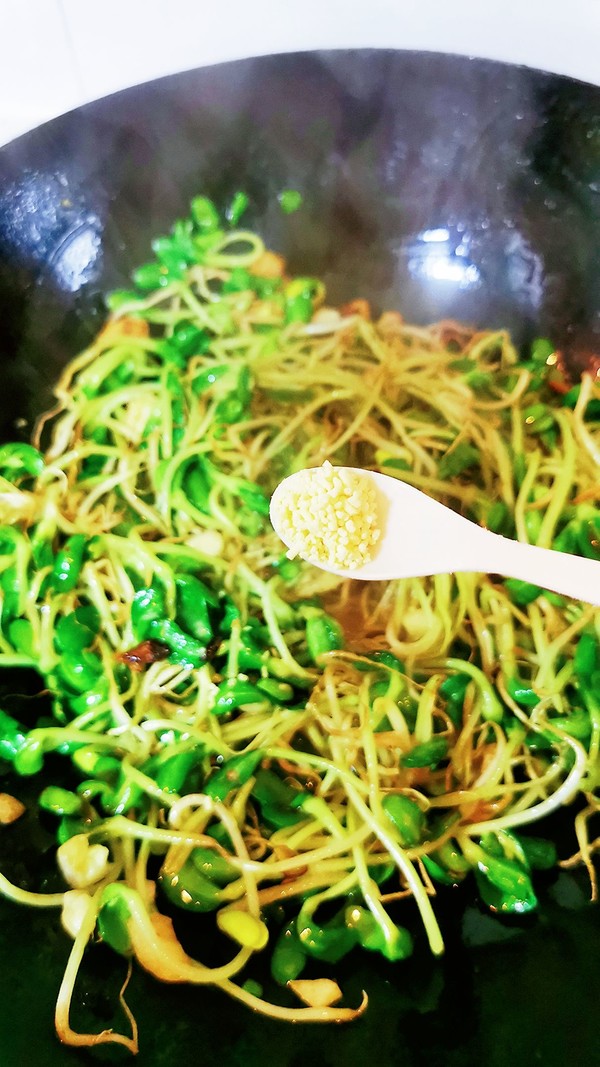 Garlic Bean Sprouts recipe