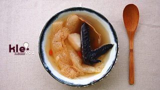 Stewed Polygonatum Black Chicken Soup with Bamboo Fungus recipe