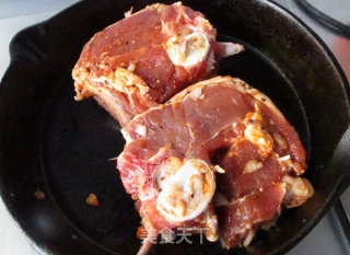 #aca烤明星大赛# French Roasted Lamb Chops with Black Pepper recipe