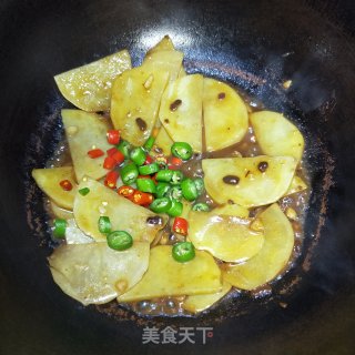 Stir-fried Potatoes with Crispy Pork recipe