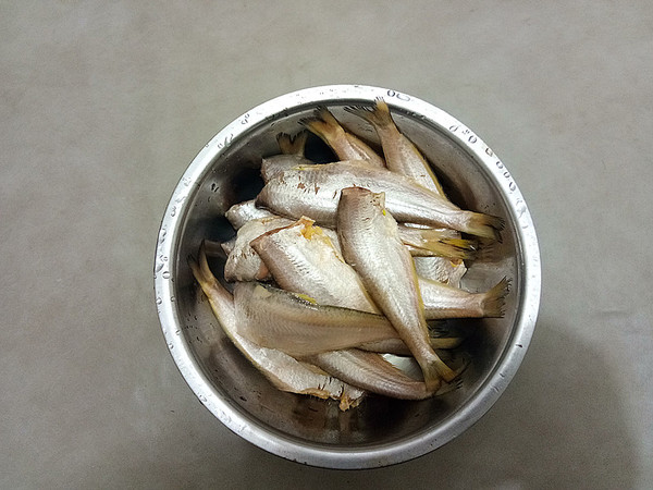 Dry Fried Horsefish recipe